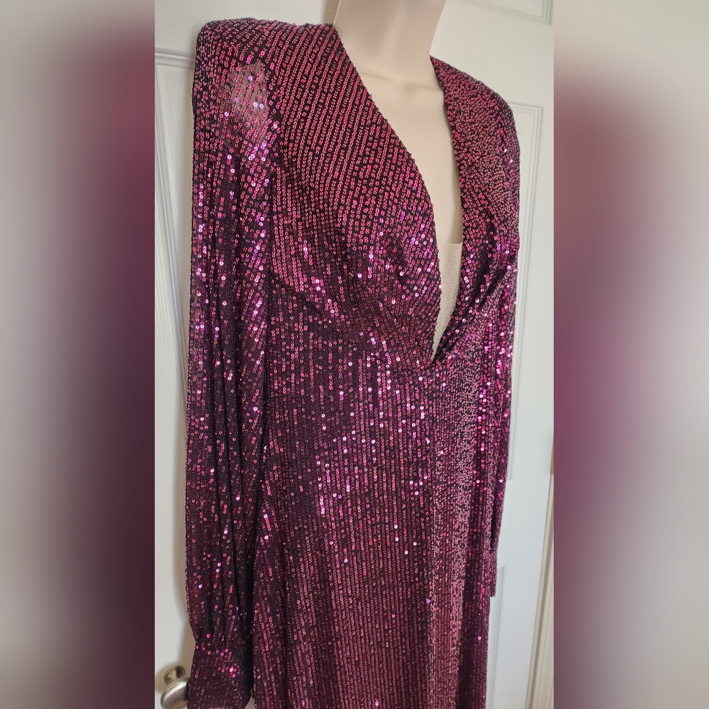 Leena For Mac Duggal Sequined Structured Bishop S… - image 4